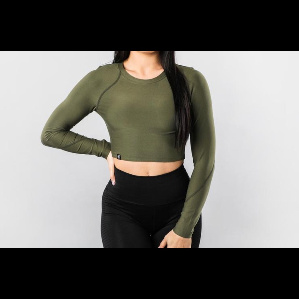 Alphalete sage collective long sleeve sx small